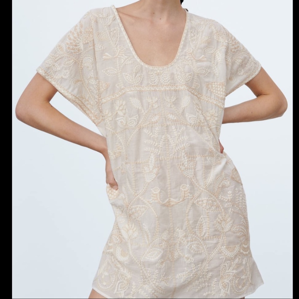 Zara embroidery flowy cotton dress - Picture 2 of 9